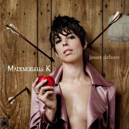 Mademoiselle K: Jouer dehors